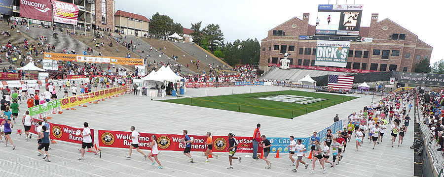 Finish of 2011 Bolder-Boulder