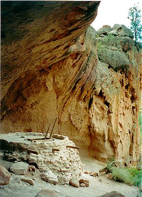 Kiva, Ceremonial Cave